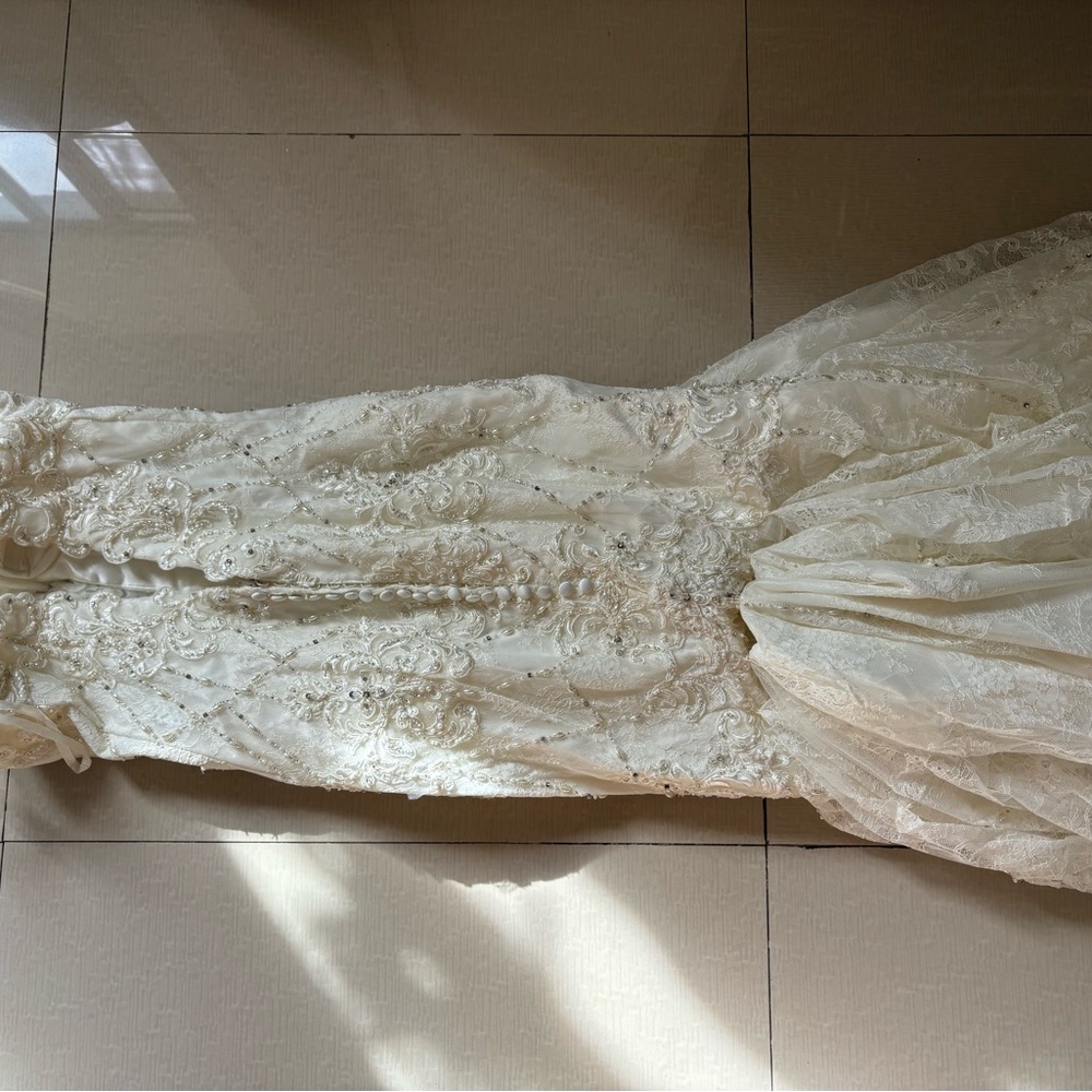 Signature by Justin Alexander White Lace Dress - Picture 14 of 14